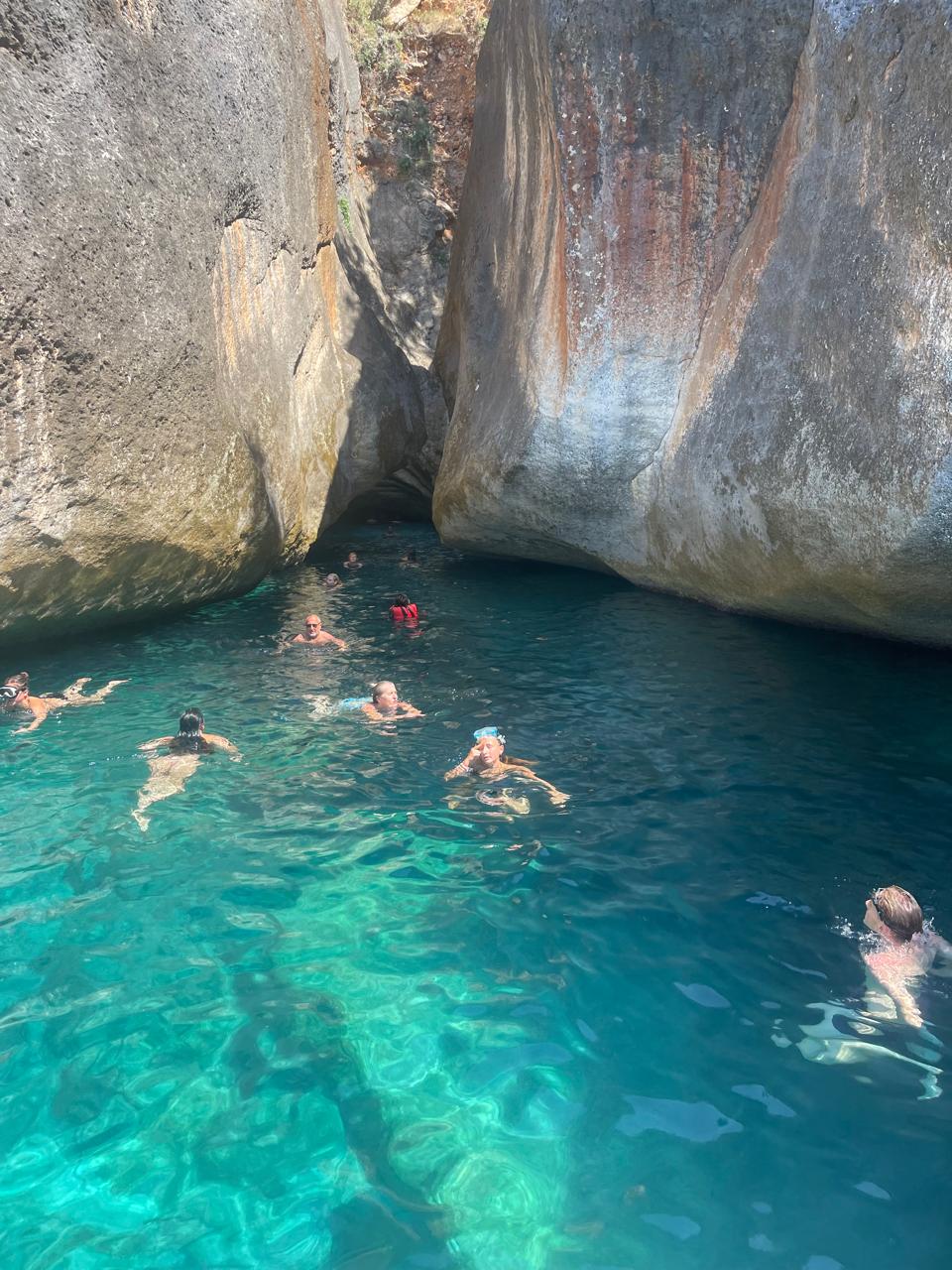 Aquarium beach Dhermi
